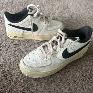 Nike Air Force 1 Low Swooshetti size 4